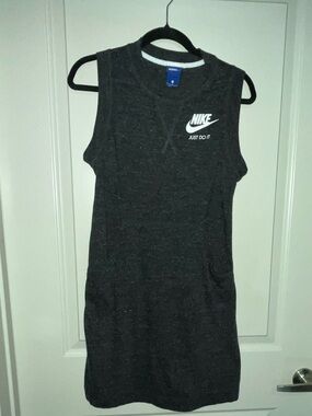slim fit dress slacks Nike Court Dri-FIT Victory Dress